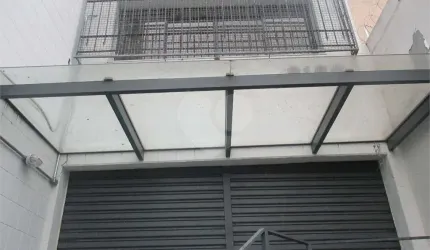 Salão Comercial 150m² com 2 salas, 2 banheiros - Vila Mariana - Locação
