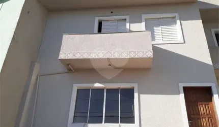 Casa tipo Sobrado 03 dormitórios 01 Suíte 03 Vagas á venda na Cidade Ademar