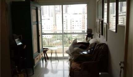 Apartamento para Venda na Vila Mariana com 1 quarto e uma vaga de 33m²