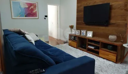 Oportunidade para investidor! Já alugado! Sobrado impecável!