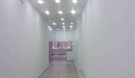 LOJA COMERCIAL COM 452M² PARA LOCAÇÃO COM VÃO LIVRE NO CENTRO DE SÃO PAULO