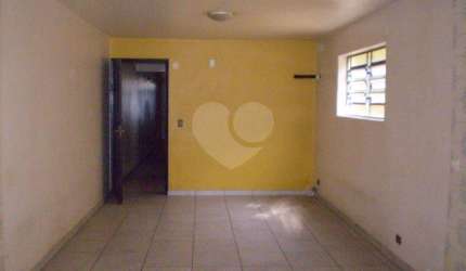Casa quatro dormitórios  á venda na Vila Mascote