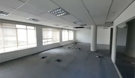 CONJUNTO COMERCIAL NO CETRO DE SÃO PAULO PARA VENDA COM 142M°