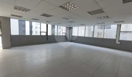 Sala Comercial e 2 banheiros para locação, 121 m² - República, São Paulo - SP