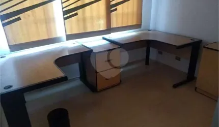 Sala Comercial e 1 banheiro à Venda, 49 m²- Santa Cecilia, São Paulo - SP