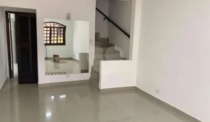 SOBRADO 108M² COM  2 DORMS 1 VAGA CUPECE VENDA