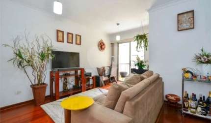 Apartamento em Moema Pássaros - 63 m² - 1 suíte ampliada!!!