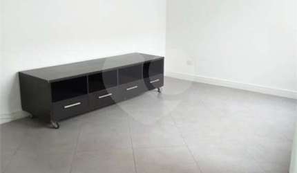 Duplex á Venda com 180m² - Aclimação