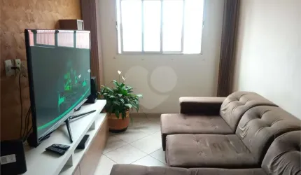Apartamento 03 Dormitórios - AV. Cupecê