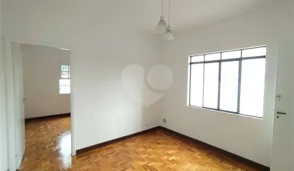 Apartamento na Vila Mariana com 2 Dormitório para Locação.