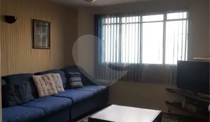 SOBRADO NO JARDIM MARAJOARA COM 360M² CONTENDO 3 DORMITÓRIOS E 4VGS DE GARAGEM