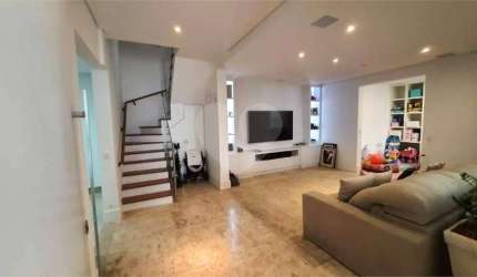 Casa com 3 suítes à venda, com 3 suítes e 4 vagas - Cidade Jardim - São Paulo/SP