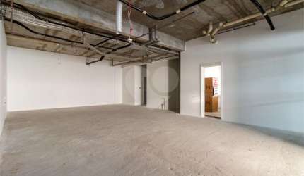 Loja Térrea à Venda e/ou Locação no Condomínio Z.Pinheiros 114,59m2 Pinheiros/SP