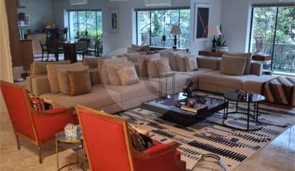 Apartamento de 262M2 com 3 suítes e 3 vagas na melhor localização do Jardins