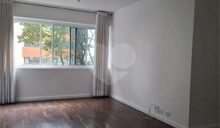Apartamento em Pinheiros proximo do metro com 02 dts/01 suite 01 vaga