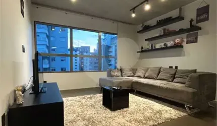 Apartamento  2 quartos, sendo 1suíte. 2 banheiros. Cozinha americana. Living com 2 ambientes  com varanda gourmet,