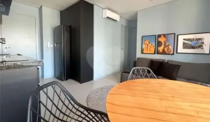 Apartamento de 39m² na região da Pompéia em São Paulo.