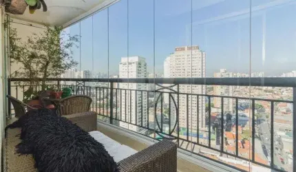 Apartamento disponivel para locação ou venda no bairro Vila Romana.