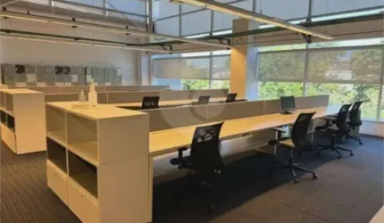 Escritório Comercial Mobiliado para Locação – 4.832m² na Lapa com 108 vagas