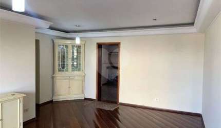 Apartamento para locação e venda na Rua Carlos Weber, Vila Leopoldina.