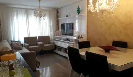 Casa com 3 quartos à venda em Parque Maria Domitila - SP