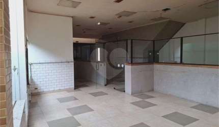 Loja disponivel para locação no bairro da Vila Romana.