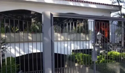 Casa para locação comercial ou residencial no Alto da Lapa