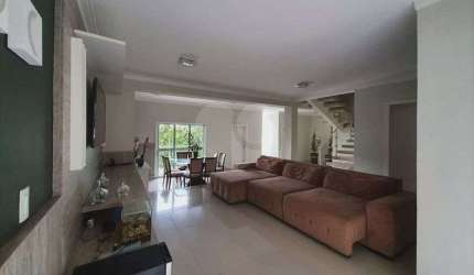 Casa em condominio à venda no bairro Itapevi.