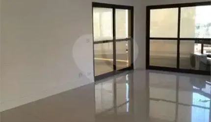 Apartamento à venda na Lapa
