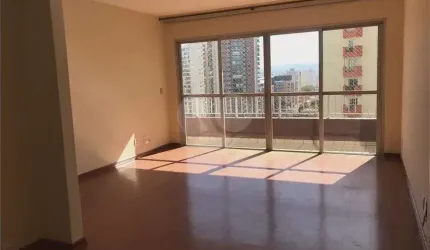 Apartamento à venda no bairro da Vila Romana.