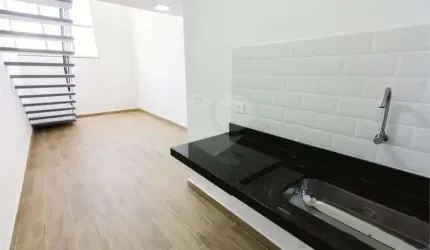 Prédio residencial ou comercial à venda no bairro da Lapa.