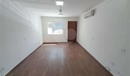 Sobrado com 2 quartos disponível para locação na Vila Romana