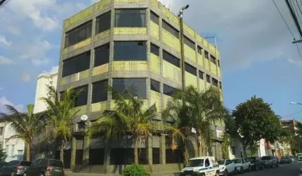 Prédio comercial disponível para venda ou locação no bairro Lapa