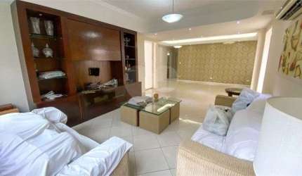 Casa com 4 quartos, City América - São Paulo