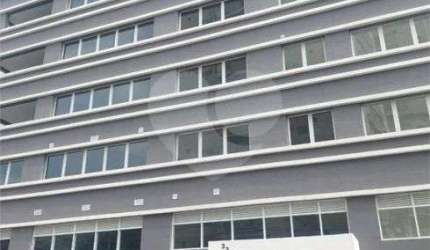 Prédio comercial disponível para locação no bairro Lapa