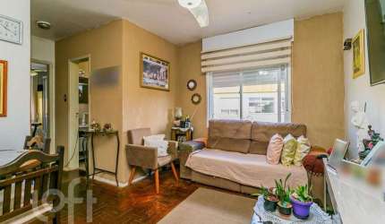 Apartamento com 2 quartos à venda na Rua Sapê, 690, Vila Ipiranga, Porto Alegre, 55 m2 por R$ 246.000