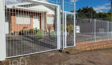 Casa com 3 quartos à venda na Rua Santa Isabel, 68, Bom Jesus, Porto Alegre, 176 m2 por R$ 850.000