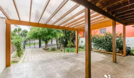 Casa com 3 quartos à venda na Rua São Mateus, 658, Jardim do Salso, Porto Alegre, 264 m2 por R$ 1.045.000