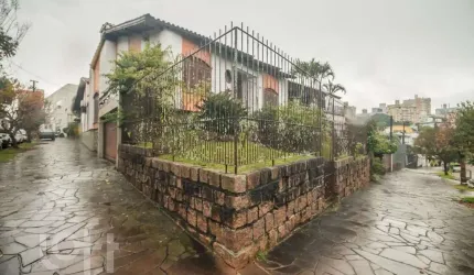 Casa com 3 quartos à venda na Rua Matias José Bins, 787, Chácara das Pedras, Porto Alegre, 369 m2 por R$ 1.275.000