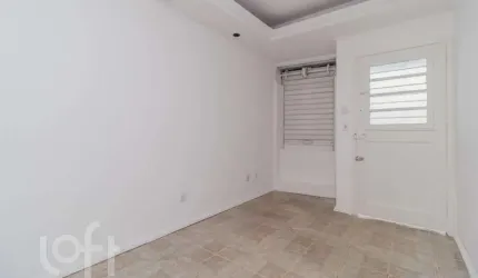 Apartamento com 3 quartos à venda na Rua Vinte e Quatro de Maio, 20, Centro Histórico, Porto Alegre, 56 m2 por R$ 220.000