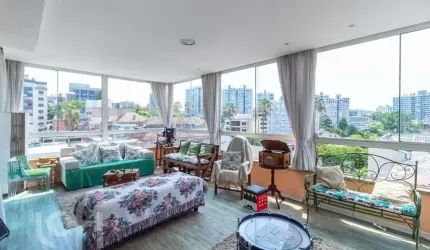 Apartamento com 3 quartos à venda na Avenida Iguassu, 213, Três Figueiras, Porto Alegre, 300 m2 por R$ 1.378.000