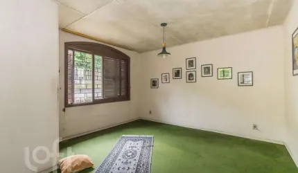 Casa com 5 quartos à venda na Rua Doutor Eduardo Chartier, 799, Higienópolis, Porto Alegre, 203 m2 por R$ 1.500.000