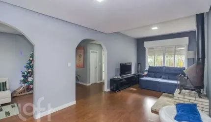 Casa com 3 quartos à venda na Rua Professor Ivo Corseuil, 190, Petrópolis, Porto Alegre, 269 m2 por R$ 1.520.000