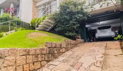 Casa com 3 quartos à venda na Rua Gustavo Schmidt, 332, Três Figueiras, Porto Alegre, 227 m2 por R$ 1.275.000