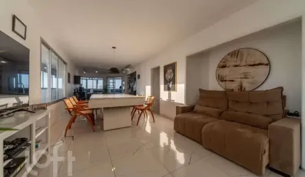 Apartamento com 5 quartos à venda na Avenida Senador Salgado Filho, 359, Centro Histórico, Porto Alegre, 286 m2 por R$ 266.000
