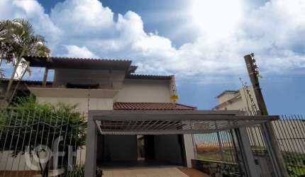 Casa com 3 quartos à venda na Rua Erebango, 114, Nonoai, Porto Alegre, 370 m2 por R$ 710.000