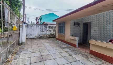 Casa com 3 quartos à venda na Avenida Capivari, 2360, Santa Tereza, Porto Alegre, 150 m2 por R$ 370.000