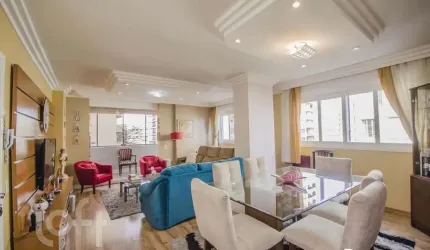 Apartamento com 3 quartos à venda na Rua Duque de Caxias, 1304, Centro Histórico, Porto Alegre, 132 m2 por R$ 730.000
