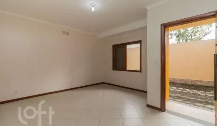 Casa em condomínio fechado com 4 quartos à venda na Rua Oiampi, 100, Guarujá, Porto Alegre, 325 m2 por R$ 655.000