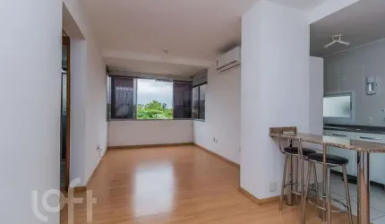 Apartamento com 2 quartos à venda na Praça Tamandaré, 1020, Cristal, Porto Alegre, 61 m2 por R$ 295.000